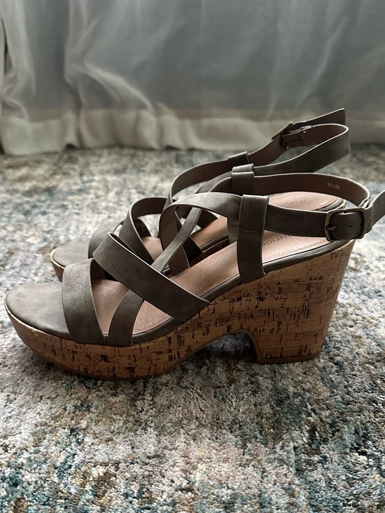 Maurices Shoes - Maurices Olive Wedge Sandals with Cork Platform